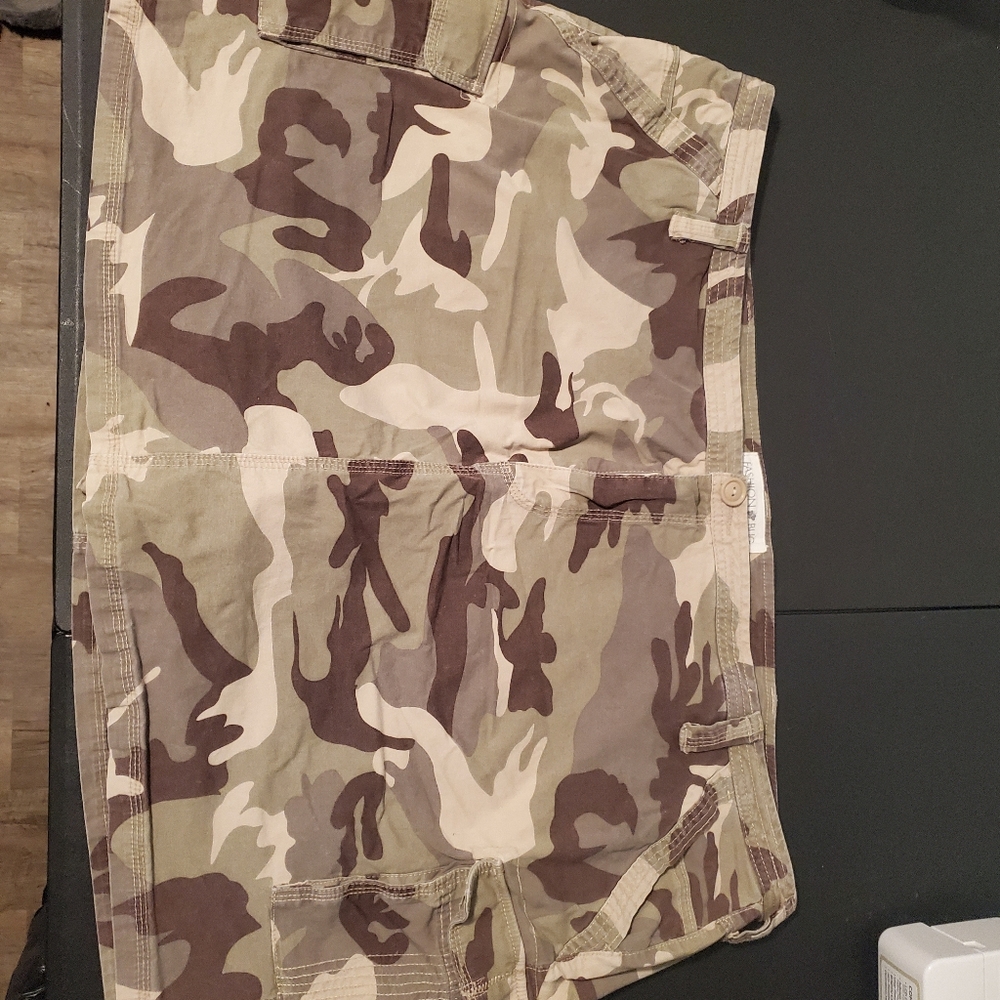 Plus size Camo Skort